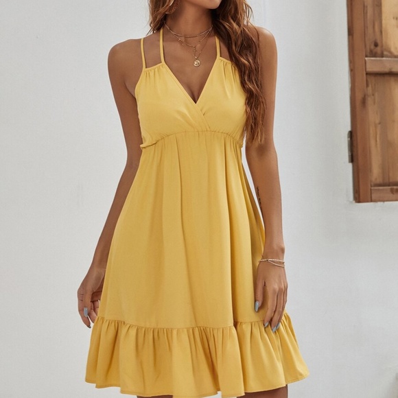 bohemian Pink strappy v neck ruffle hem dress - Picture 3 of 9